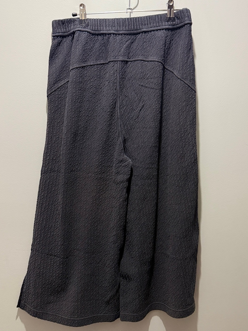 Lululemon Retreat Yourself Hoodie & Wide Leg Cropped Pant Set - Graphite Grey - Picture 15 of 15